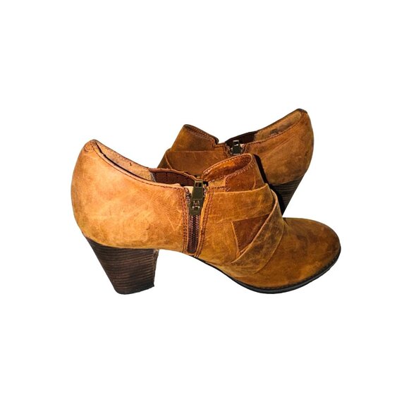 Clark “Heath Woodlark” Brown Distressed Leather Stacked Heel Ankle Booties 9M - Picture 8 of 12